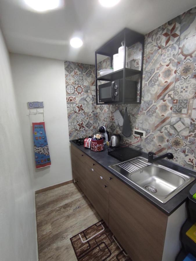 Tapia'S Rooms Big Катания Экстерьер фото
